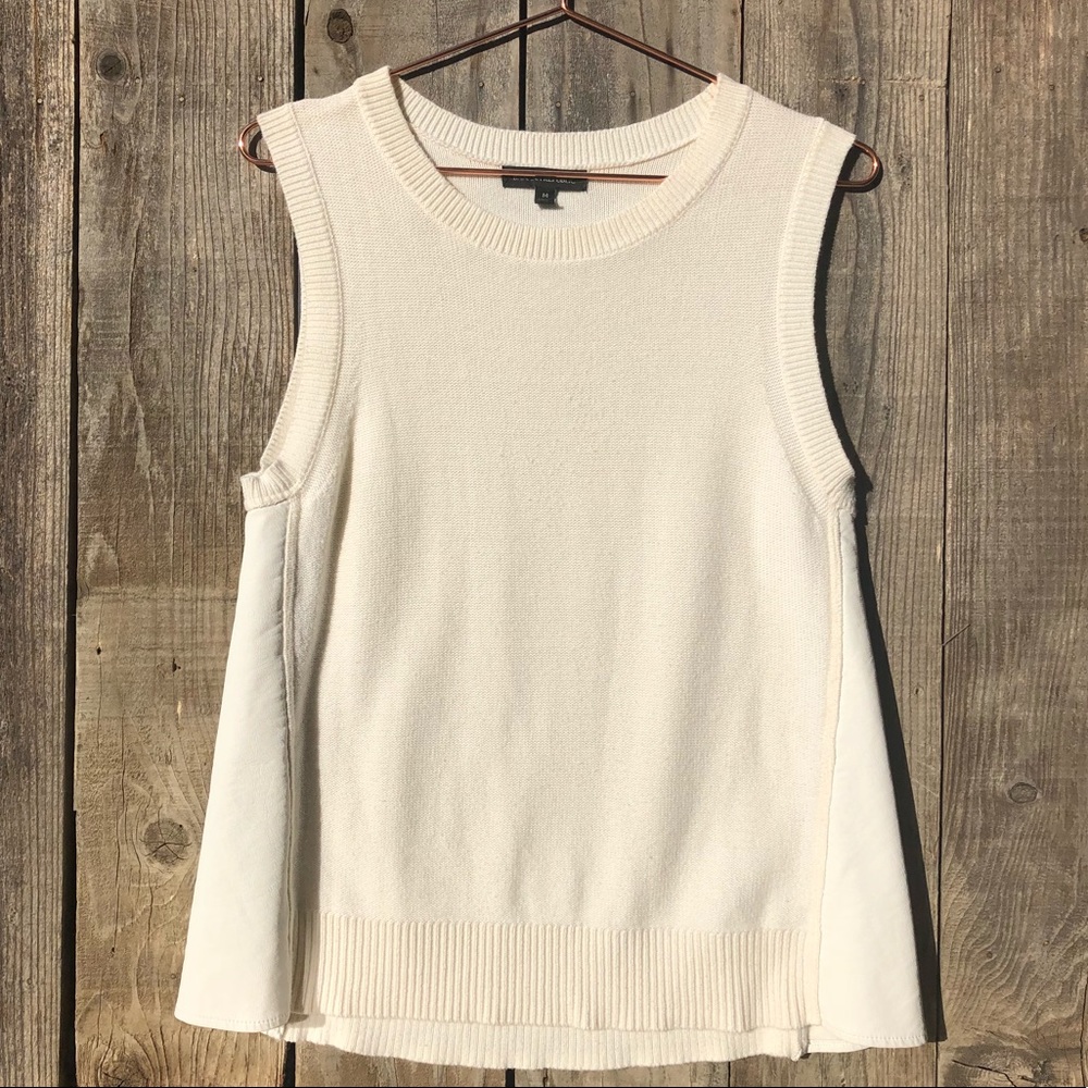 BANNANA REPUBLIC cream sweater tank top